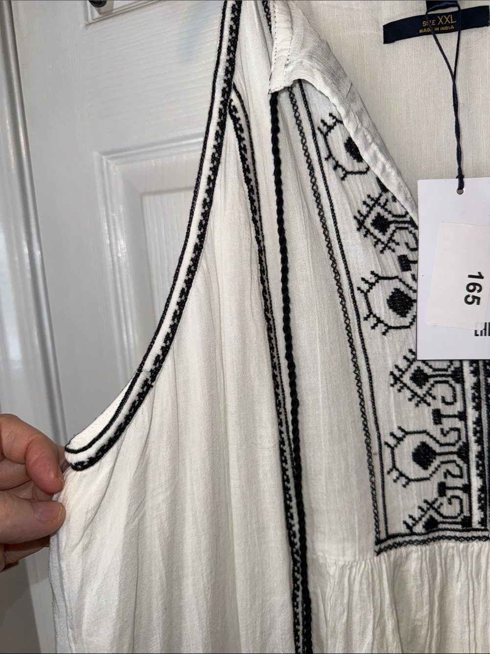 Piombo White Maxi Dress with Black Embroidery - Picture 6 of 6